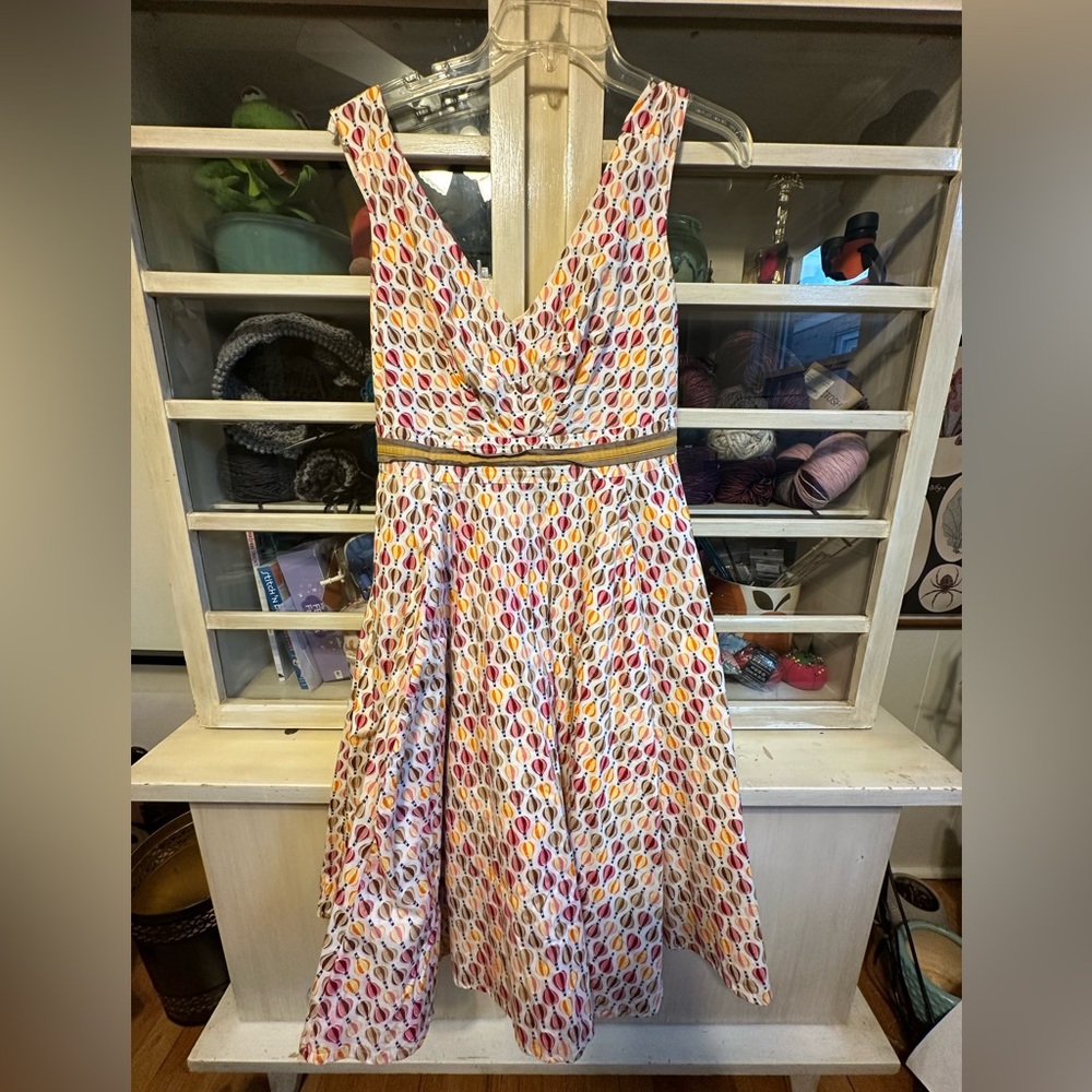 50’s style Eshakli Dress, Cotton w/hot air balloon print, size M